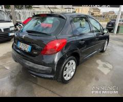 Peugeot 207 1.6 HDi 110CV 5p. XS