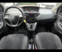 Lancia Ypsilon 1.2 69 CV 5 porte Neopatentati - 10