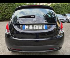 Lancia Ypsilon 1.2 69 CV 5 porte Neopatentati - 26