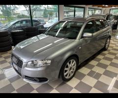 Audi A4 2.0 16V TDI S-LINE