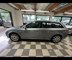 Audi A4 2.0 16V TDI S-LINE