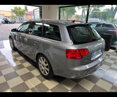 Audi A4 2.0 16V TDI S-LINE - 6