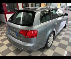 Audi A4 2.0 16V TDI S-LINE - 8