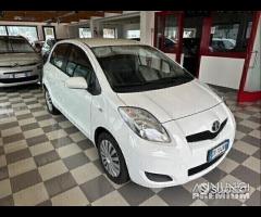 Toyota Yaris 1.3 Benzina Cambio Automatico