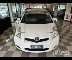 Toyota Yaris 1.3 Benzina Cambio Automatico