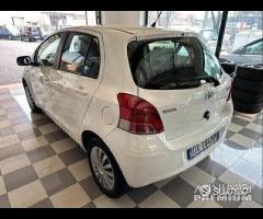 Toyota Yaris 1.3 Benzina Cambio Automatico - 7