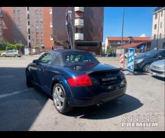 AUDI TT cabrio - 2002 versione baseball GPL