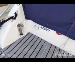 Sea Ray 230 Sundancer