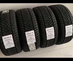 4 GOMME 225 40 18 GOODYEAR RIF 08