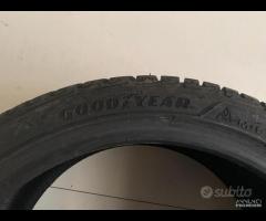 4 GOMME 225 40 18 GOODYEAR RIF 08