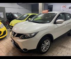 Nissan Qashqai 1.5 dCi Tekna nav/sens full