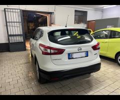 Nissan Qashqai 1.5 dCi Tekna nav/sens full - 12