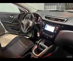 Nissan Qashqai 1.5 dCi Tekna nav/sens full - 17