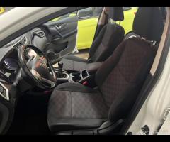 Nissan Qashqai 1.5 dCi Tekna nav/sens full - 21