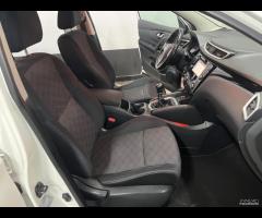 Nissan Qashqai 1.5 dCi Tekna nav/sens full - 26