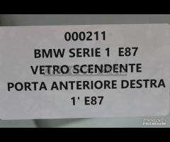 BMW Serie1 E87 Vetro porta ant destra 000211