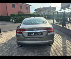 Jaguar XF 3.0 D V6 Premium Luxury