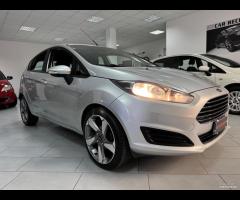 Ford Fiesta 1.5 TDCi 75CV 5 porte Black & White Ed