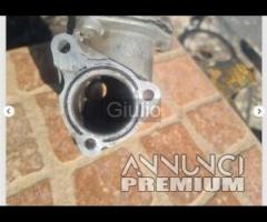 Alloggio Supporto TERMOSTATO NISSAN MICRA K11 Otti