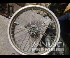 CERCHIO RUOTA ANTERIORE  19 FRONT WHEEL APRILIA PE