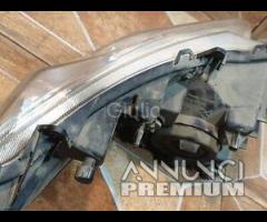 SUZUKI BURGMAN 400 K7-9 FARO ANTERIORE SINISTRO HE