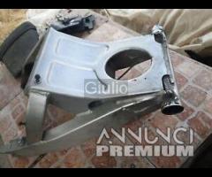 FORCELLONE POSTERIORE - SWINGARM YAMAHA R6 98 02