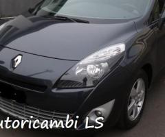 RENAULT SCENIC 2011