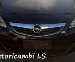 Opel Astra 2012