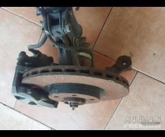 Sospensione lato sinistro fiat 500L diesel 1.3 - 7