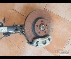 Sospensione lato sinistro fiat 500L diesel 1.3 - 11