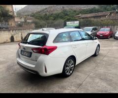 Toyota Auris Touring Sports 1.8 Hybrid Active Plus