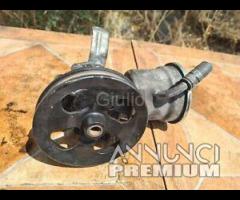 Pompa de sterzo toyota yaris (ncp1 nlp1 scp1) 1.0