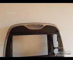 Cornice navigatore stereo renault captur - 11