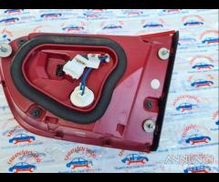 92403-H8 stop lato guida portellone kia Rio 2018