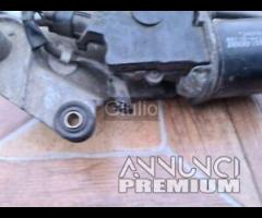 MOTORINO TERGICRISTALLO ANTERIORE TOYOTA AVENSIS V