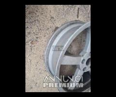 CERCHIO RUOTA POSTERIORE  PEUGEOT SATELIS 500 2006