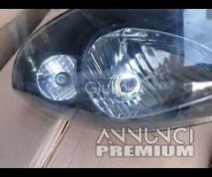 Faro fanale anteriore Piaggio x9 x 9 500