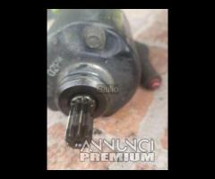 MOTORINO DAVVIAMENTO PER PIAGGIO X9 250 2002  MF04