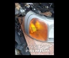 FARO ANTERIORE DESTRO LAND ROVER FREELANDER 1998-2