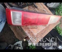 FANALE STOP POSTERIORE destro OPEL MERIVA A ROSSO