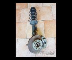 Sospensione lato passeggero hyundai I20 2011