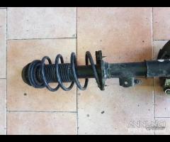 Sospensione lato passeggero hyundai I20 2011 - 8