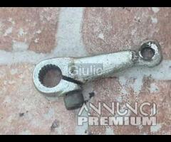 Suzuki Dr 650 SP43 B Supporto Cavo Frizione Autist