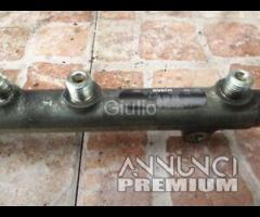 0445214015 Flauto iniezione Bosch per Renault Scen