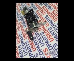 8W9827851A Motorino sinistro portellone A4 2016