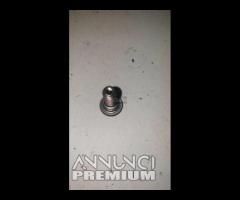 1 BULLONE DISCO FRENO M8X1.25 24 MM A4 HONDA 250 N