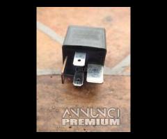 8d0951253   ase Relay module Audi A8 2004 FR563576