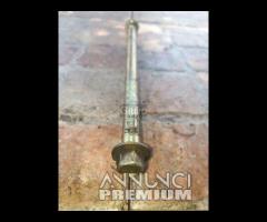 PERNO ASSE RUOTA ANTERIORE front axle original for