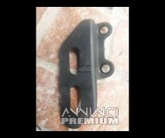 CARTER PROTEZIONE POMPA FRENO POSTERIORE APRILIA R