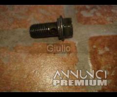 BULLONE Pompa FRENO YAMAHA  FZ6 vite forata